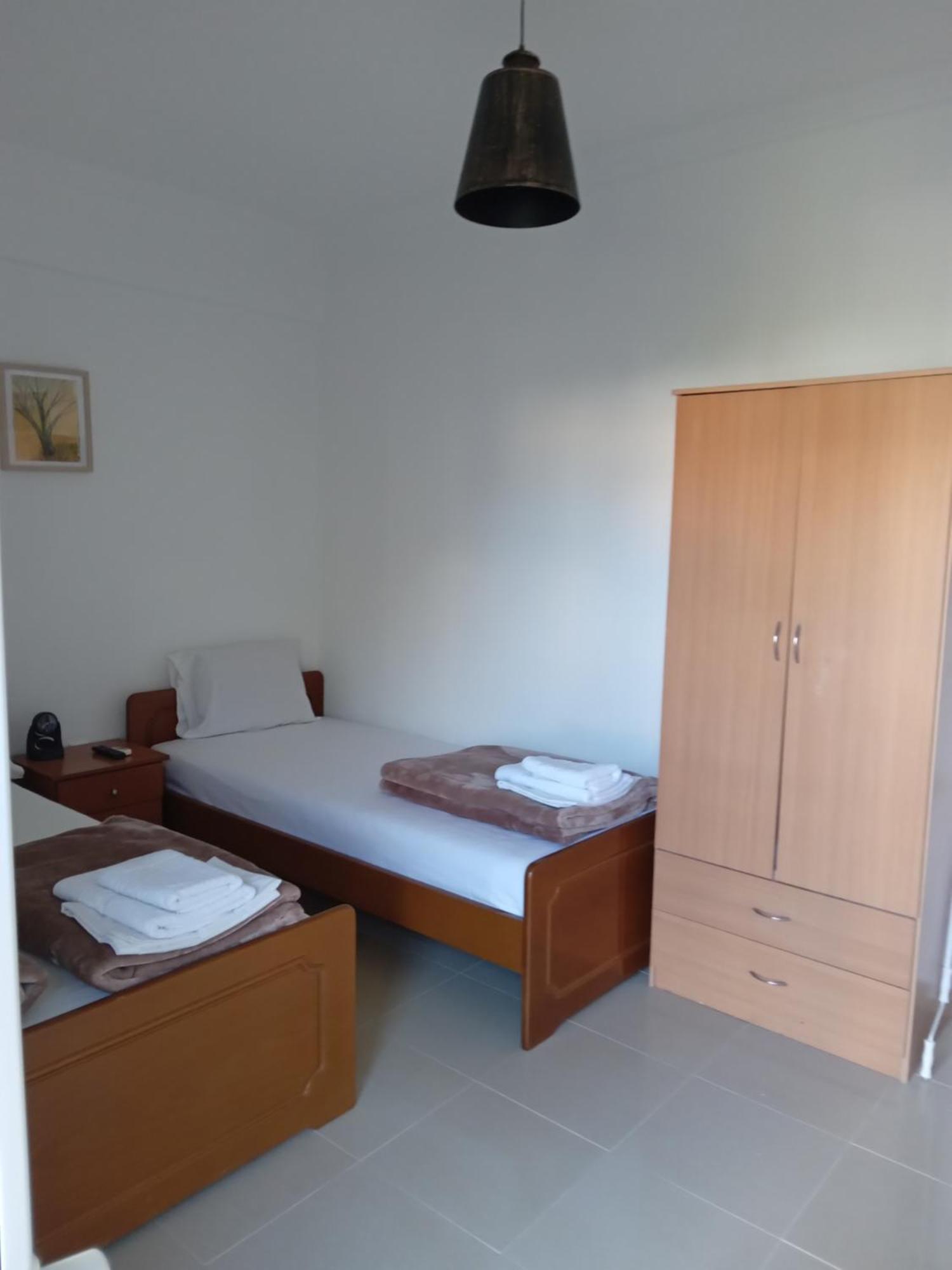 Leonidas Apartments Néa Péramos Bagian luar foto