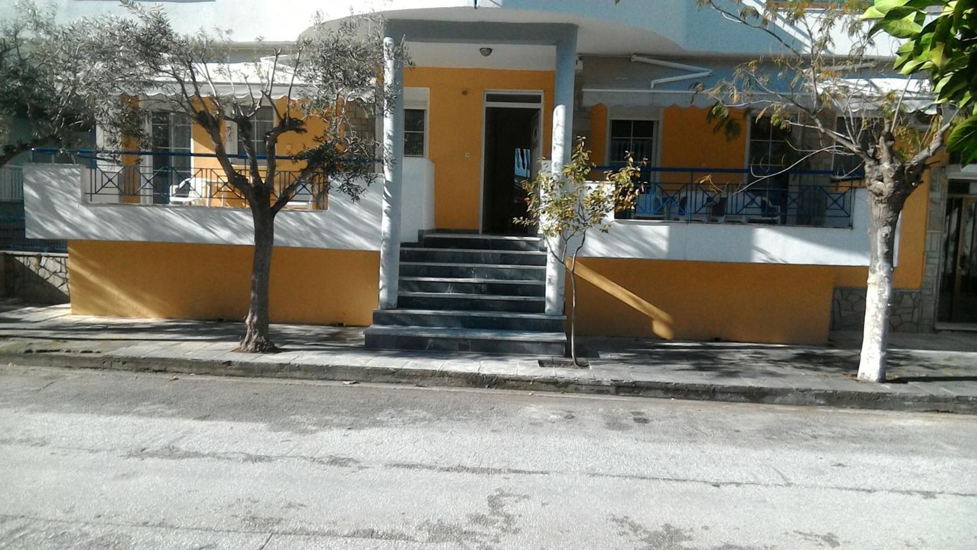 Leonidas Apartments Néa Péramos Bagian luar foto